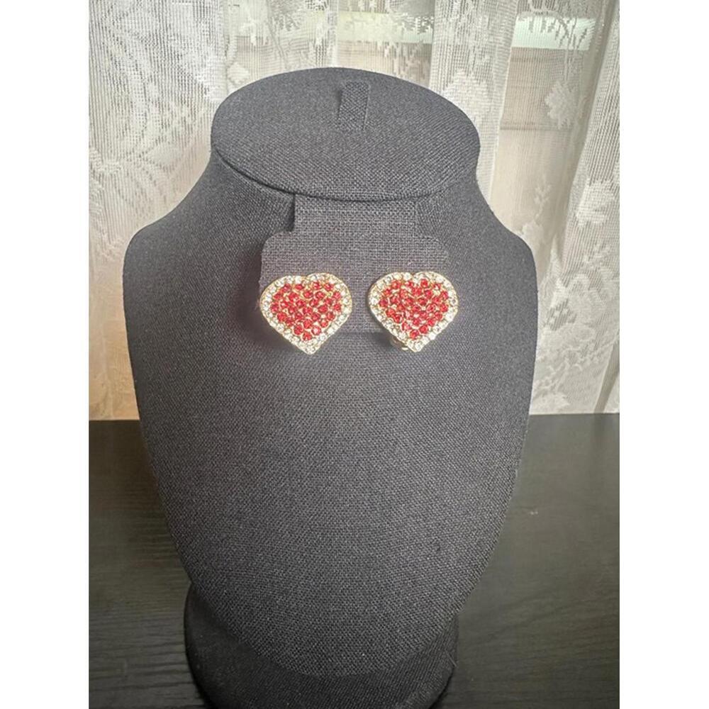 Vintage Red Rhinestone Heart Clip-On Earrings – Gold Tone Sparkle Statement